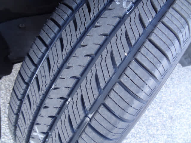 Used 2025 Toyota RAV4 LE AWD/4WD image 28