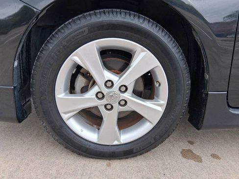 Used 2013 Toyota Corolla S image 25