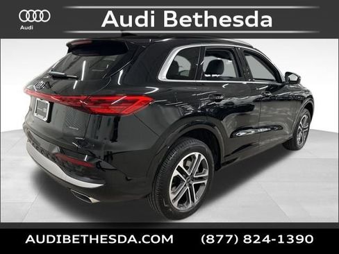 Certified 2025 Audi Q5 Premium Plus w/ Premium Plus image 7