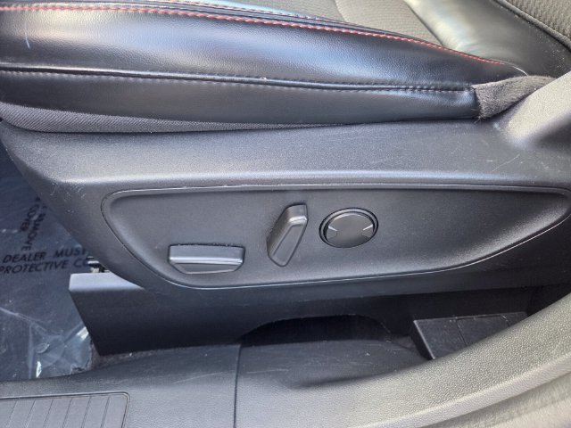 Used 2024 Ford Escape ST-Line AWD/4WD image 10