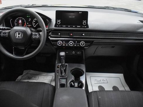 Used 2022 Honda Civic LX image 40