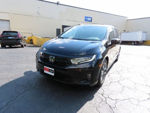 New 2026 Honda Odyssey Touring image 1