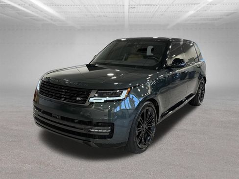 Used 2026 Land Rover Range Rover Long Wheelbase SE AWD/4WD image 2