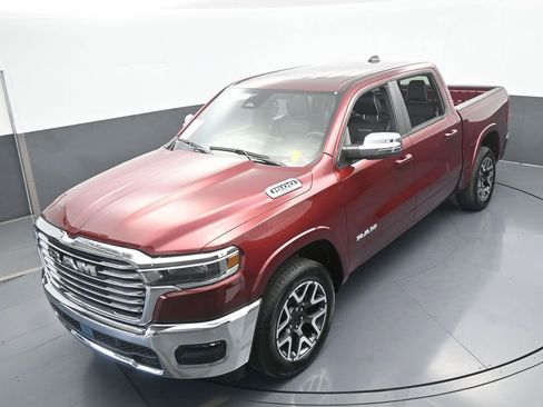 Used 2025 RAM 1500 Laramie image 47
