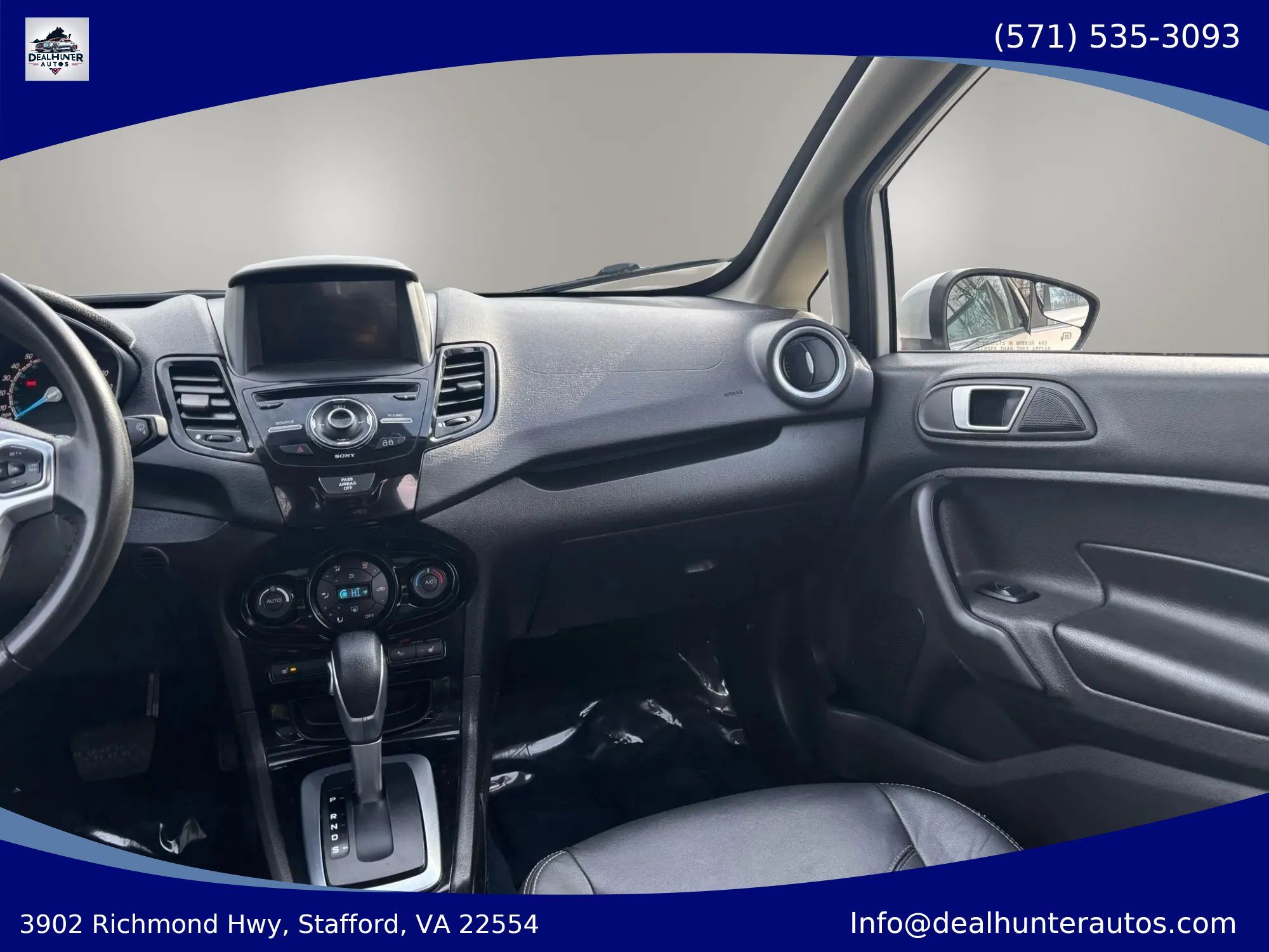 Used 2016 Ford Fiesta Titanium FWD image 28