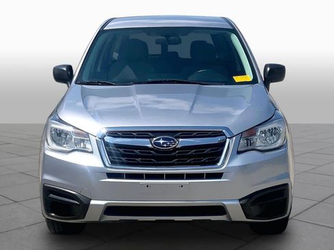 Used 2018 Subaru Forester 2.5i AWD/4WD image 4