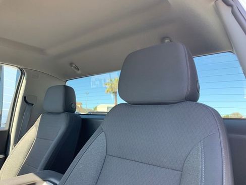 Used 2025 GMC Sierra 3500 SLE w/ SLE Convenience Package image 15