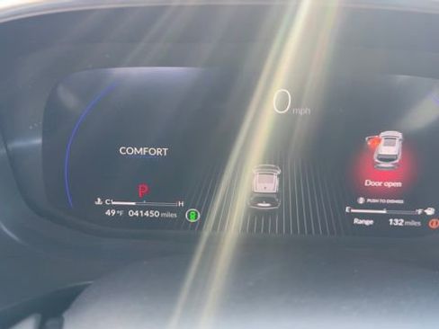 Used 2024 Acura MDX SH-AWD w/ Technology Package image 15