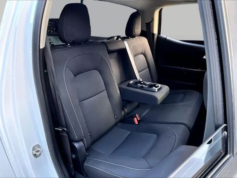 Used 2021 Chevrolet Colorado LT RWD image 19