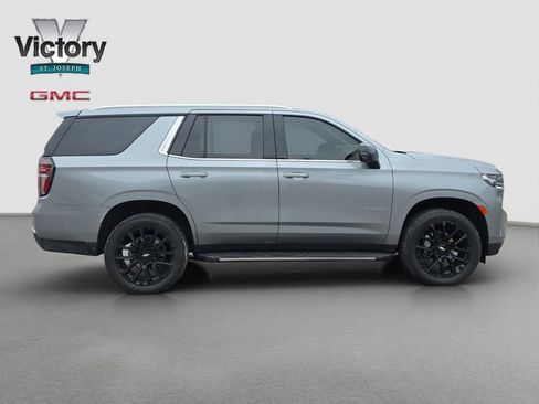 Used 2024 Chevrolet Tahoe Premier w/ Advanced Technology Package image 18