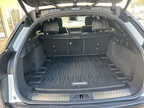 Used 2021 Land Rover Range Rover Velar S image 34