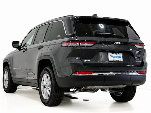 New 2025 Jeep Grand Cherokee 4WD image 9