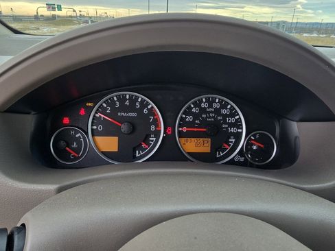 Used 2010 Nissan Pathfinder LE image 23