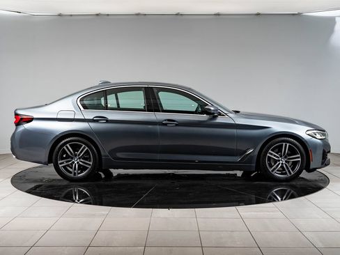 Used 2022 BMW 530i xDrive w/ Convenience Package AWD/4WD image 11