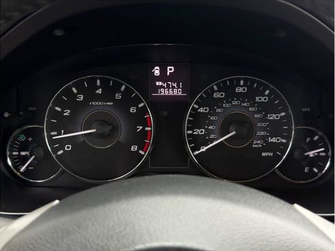 Used 2012 Subaru Outback 2.5i Premium AWD/4WD image 15