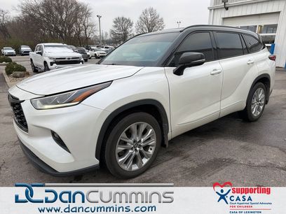Used 2021 Toyota Highlander Limited