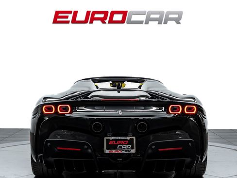 Used 2024 Ferrari SF90 Spider AWD/4WD image 5