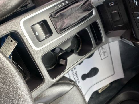 Used 2017 Ford Escape Titanium FWD image 30