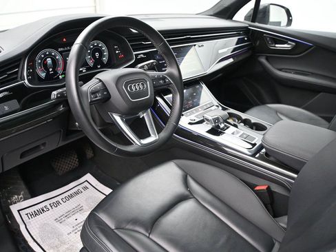 Used 2025 Audi Q7 3.0T Premium Plus AWD/4WD image 2