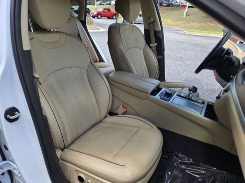 Used 2018 Genesis G80 3.8 w/ Option Group 03 RWD image 25