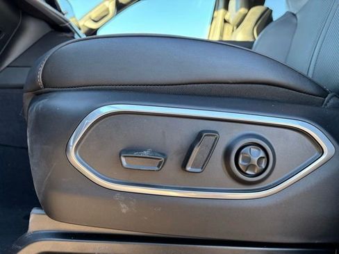 New 2026 Jeep Grand Wagoneer Limited w/ Premium Group II image 11