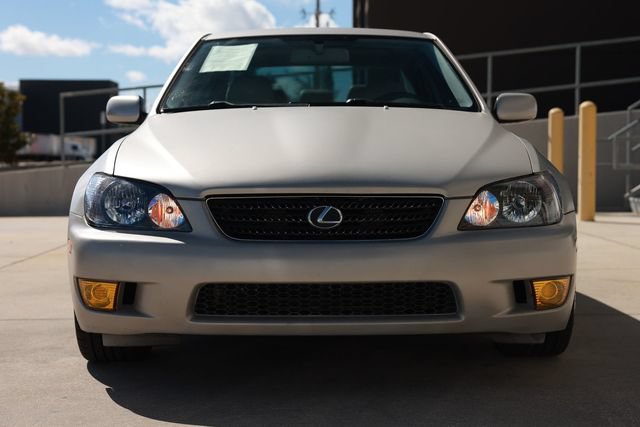 Used 2004 Lexus IS 300 RWD image 20