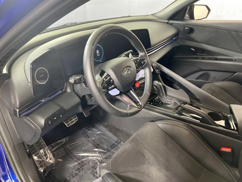 Used 2023 Hyundai Elantra N image 9
