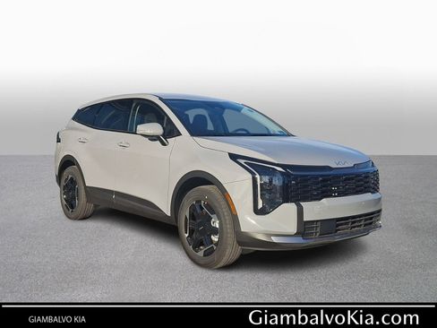 New 2026 Kia Sportage S image 1