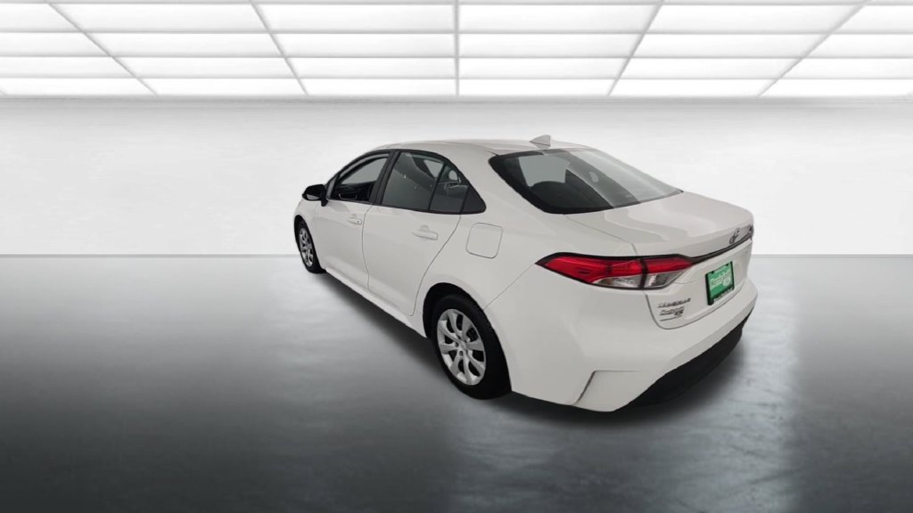 Used 2024 Toyota Corolla LE FWD image 6