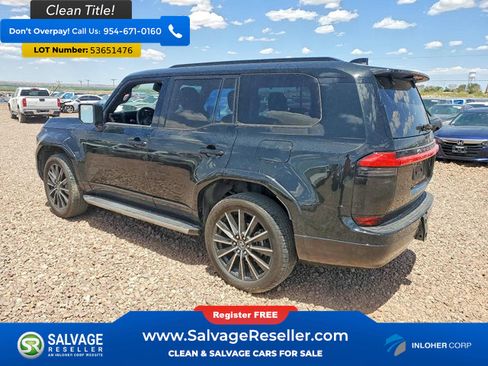 Used 2024 Lexus GX 550 w/ Accessory Package (Z1) AWD/4WD image 3