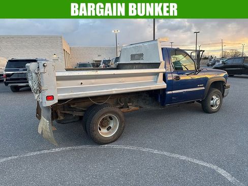 Used 2003 Chevrolet Silverado 3500 4x4 Regular Cab w/ Snow Plow Prep Package image 4