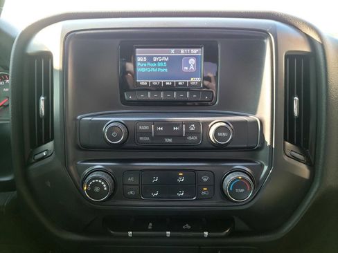 Used 2015 Chevrolet Silverado 2500 W/T image 11