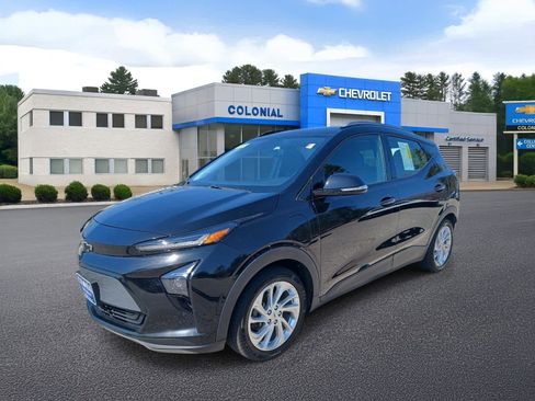 Used 2023 Chevrolet Bolt EUV LT FWD image 1