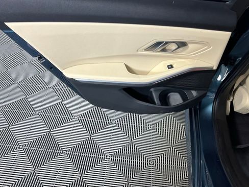 Used 2021 BMW 330i xDrive Sedan image 29