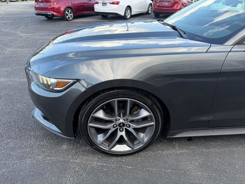 Used 2016 Ford Mustang Premium RWD image 10