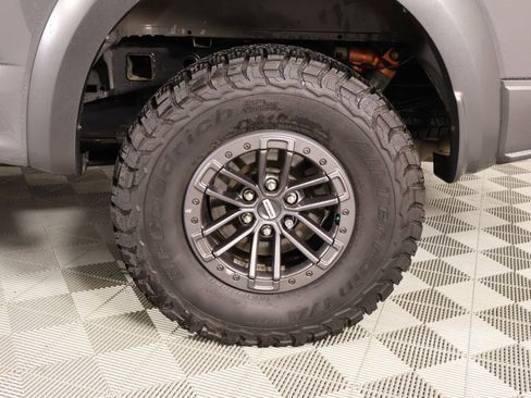 Used 2020 Ford F150 Raptor w/ Equipment Group 802A Luxury AWD/4WD image 21