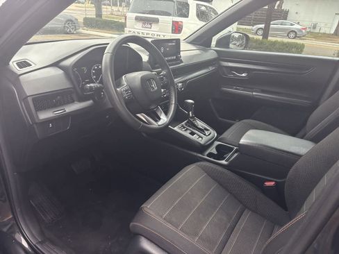 Used 2023 Honda CR-V Sport image 2