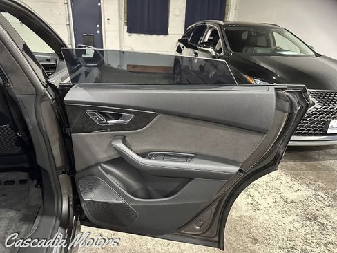 Used 2019 Audi Q8 Prestige w/ Luxury Package AWD/4WD image 24