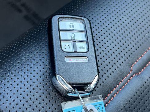 Used 2025 Honda CR-V Sport Touring image 29