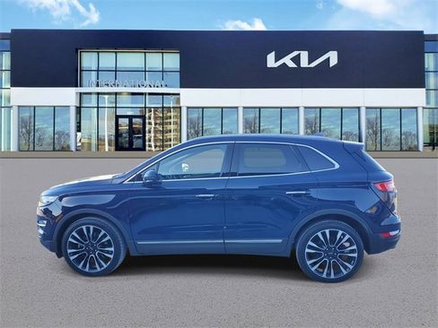 Used 2019 Lincoln MKC Reserve w/ MKC Climate Package image 4