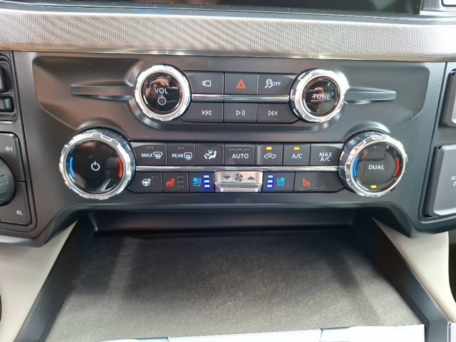 New 2026 Ford F250 Platinum w/ Platinum Plus Package AWD/4WD image 25
