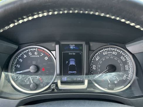Used 2021 Toyota Tacoma TRD Off-Road w/ Technology Package AWD/4WD image 6
