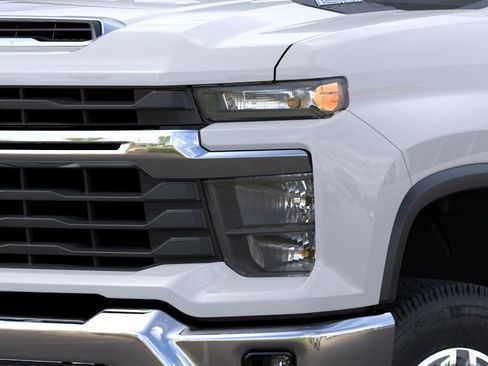 New 2026 Chevrolet Silverado 2500 LT w/ Convenience Package AWD/4WD image 10