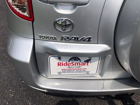 Used 2006 Toyota RAV4 Limited AWD/4WD image 32