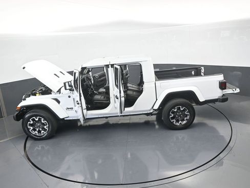 Used 2024 Jeep Gladiator Sport w/ Premium Package image 69