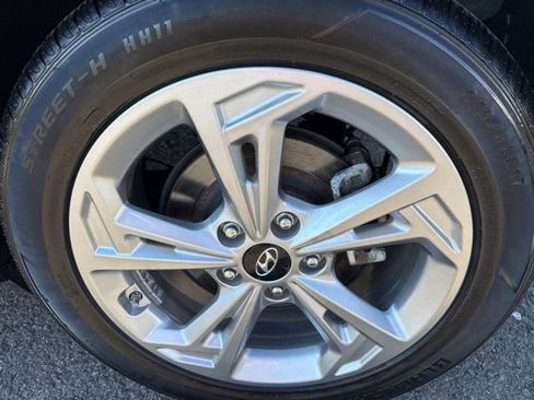 Used 2023 Hyundai Kona SEL w/ Convenience Package image 13