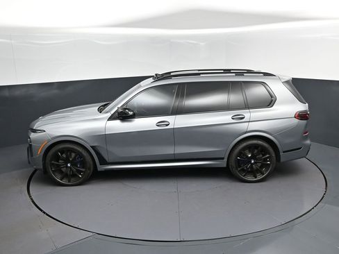 Used 2025 BMW X7 M60i w/ Executive Package AWD/4WD image 32