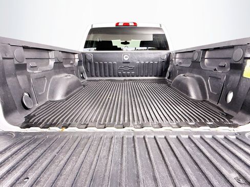 Used 2017 Chevrolet Silverado 1500 LT w/ All Star Edition image 33