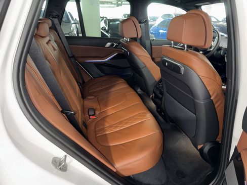 New 2026 BMW X5 sDrive40i w/ M Sport Package image 11