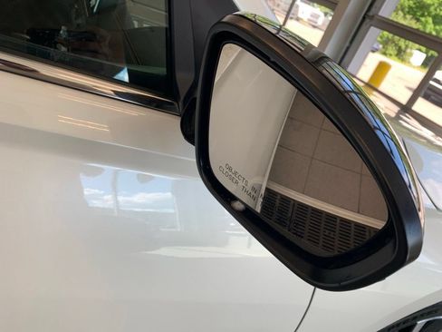 Used 2020 Nissan Altima 2.5 SR w/ Premium Package FWD image 22